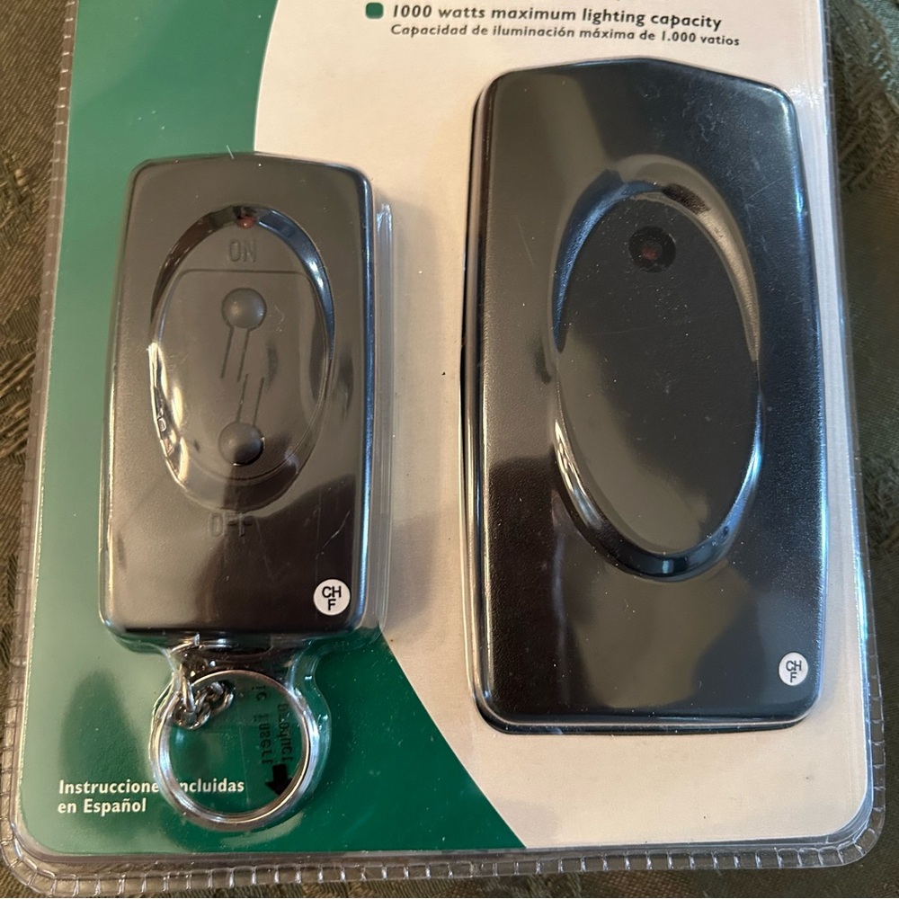 Remote Control Switch - Black - Picture 5 of 5